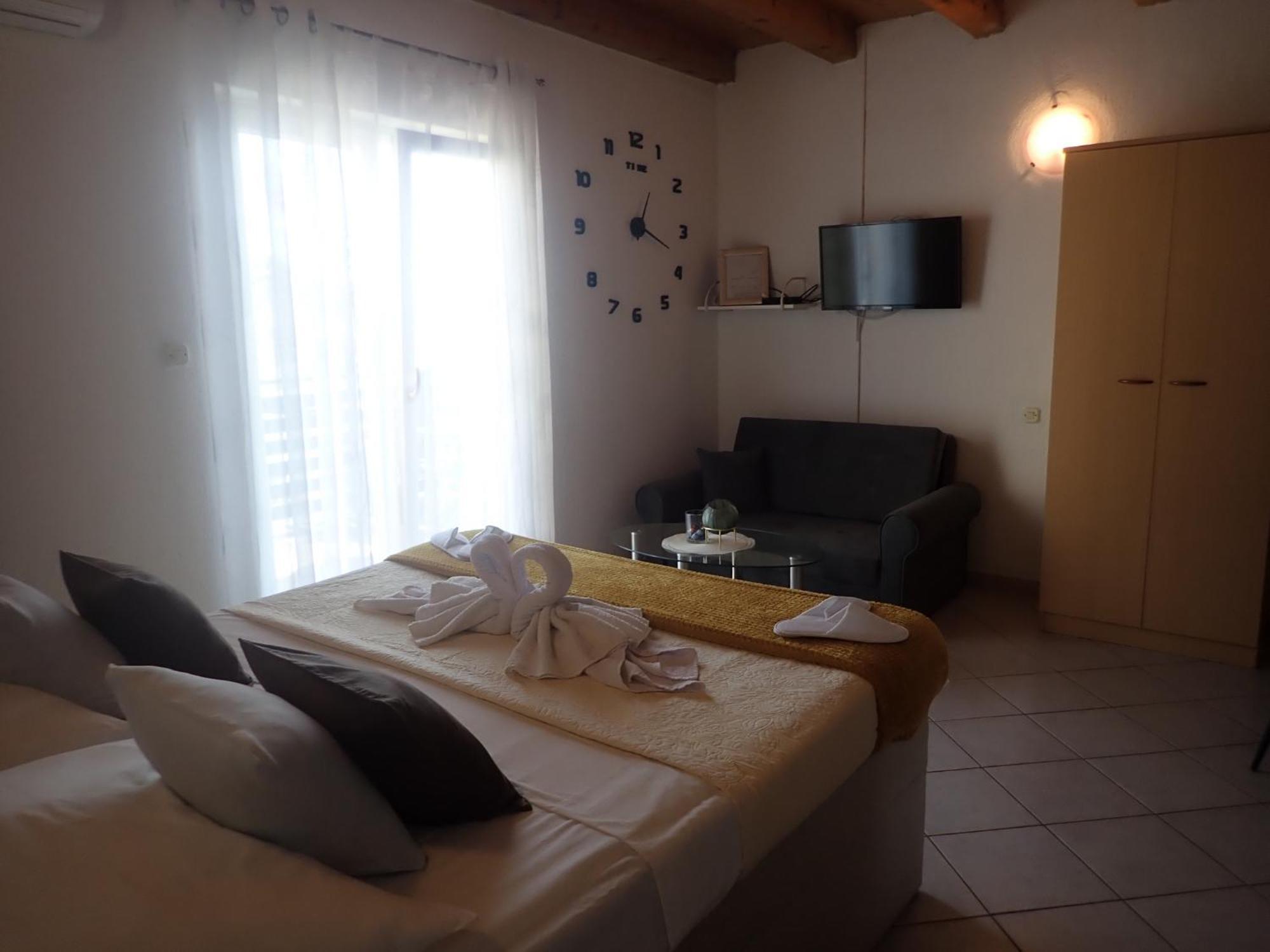 Apartmani Nil Barić Draga Eksteriør billede