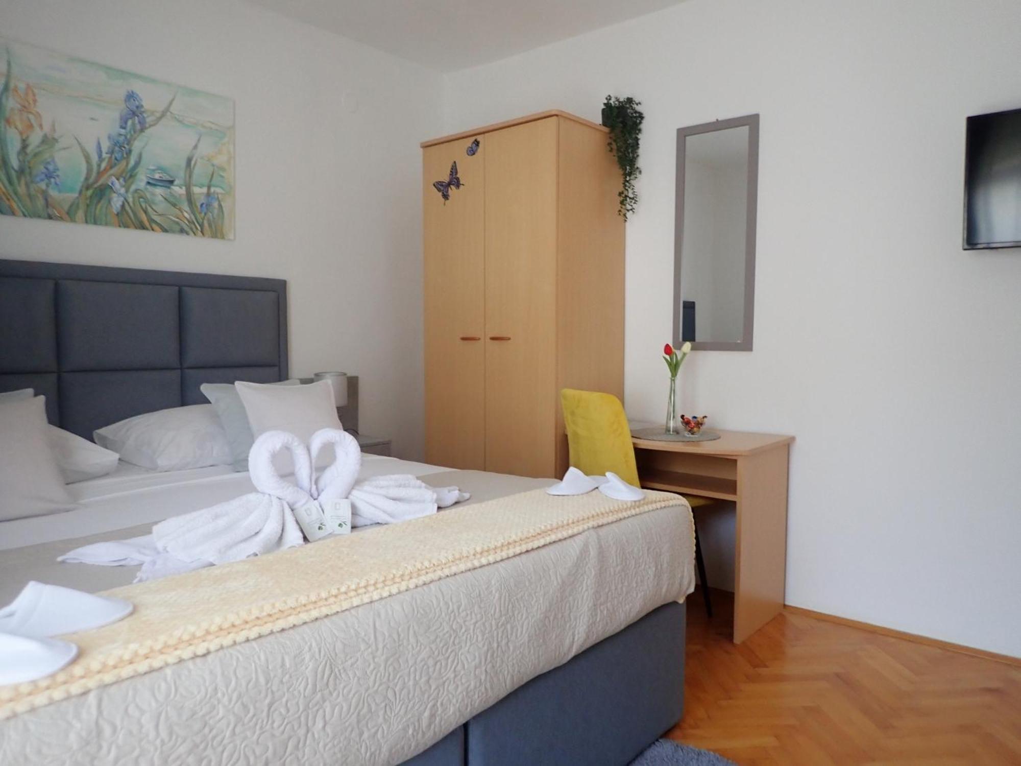 Apartmani Nil Barić Draga Eksteriør billede